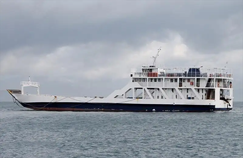 kapal RoPax untuk jualan