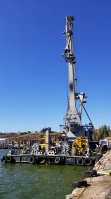 Crane vessel for sale