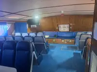 Kapal bekalan untuk jualan