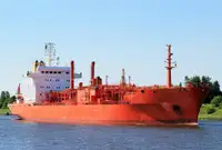 pembawa LNG untuk jualan