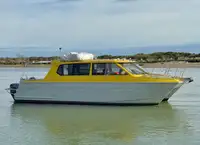 Kapal motor untuk jualan