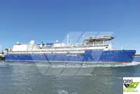 Tongkang penginapan untuk jualan