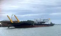 Tongkang untuk jualan