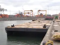 Tongkang untuk jualan