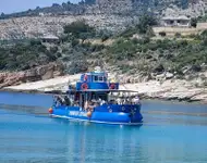 kapal selam untuk jualan