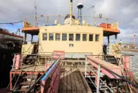 Kapal bunkering untuk jualan