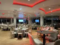 Tongkang untuk jualan