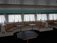 Kapal motor untuk jualan