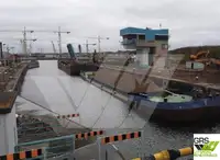 Tongkang untuk jualan