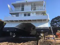 Kapal motor untuk jualan