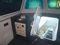 Bot anak kapal untuk jualan