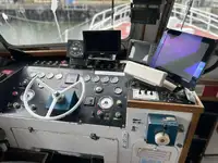 Kapal feri untuk jualan
