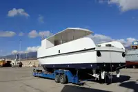 Kapal motor untuk jualan