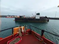 Tongkang untuk jualan