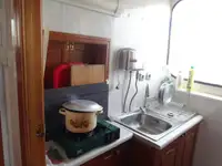 Kapal motor untuk jualan