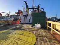 Kapal bekalan untuk jualan