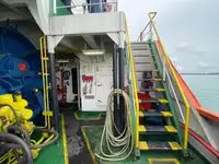 Kapal reefer untuk jualan