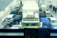 Kapal feri untuk jualan