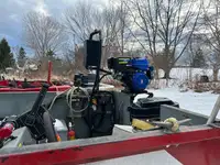 Air lambung sampah untuk jualan