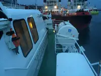 Kapal motor untuk jualan