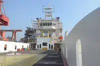 Kapal bekalan untuk jualan