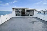 Kapal motor untuk jualan