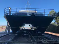 Kapal motor untuk jualan