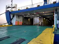 Kapal reefer untuk jualan