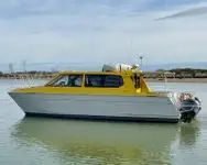 Kapal motor untuk jualan