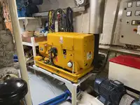 Penangkap ikan pukat tunda untuk jualan