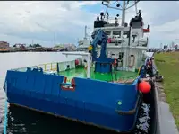 Kapal bekalan untuk jualan