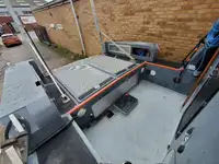 Kapal tinjauan untuk jualan