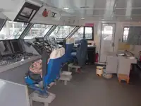 Kapal feri untuk jualan